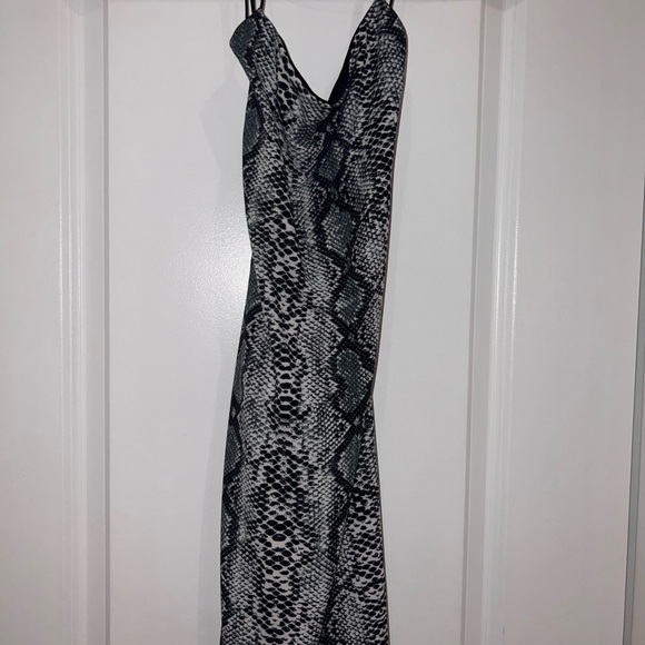 Tiger Mist cobra dress NEVER WORN - Picture 2 of 4